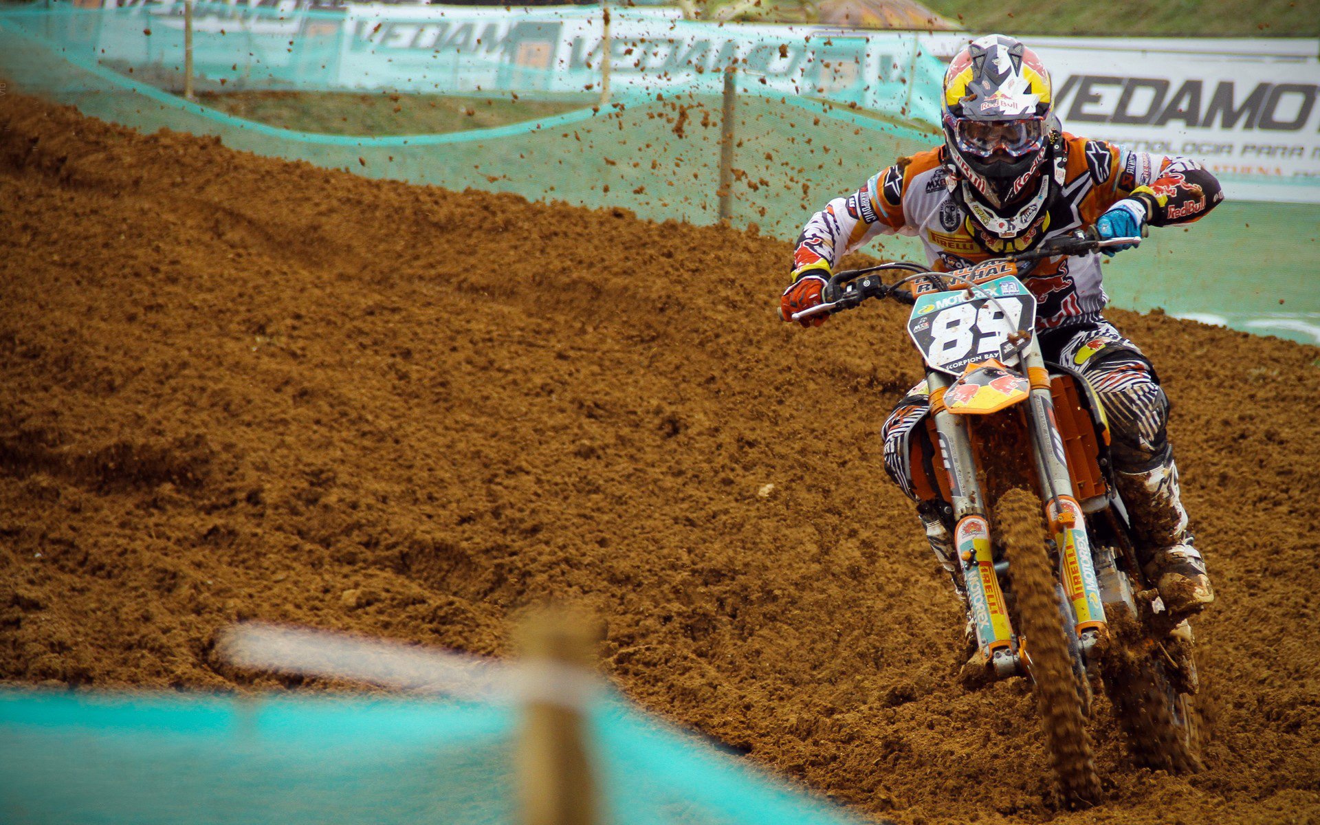 冰与火的交响，冰岛节奏掌控全局，佩德里化身进攻端无解风暴